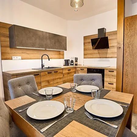 Himalaya With Free Parking דירה *